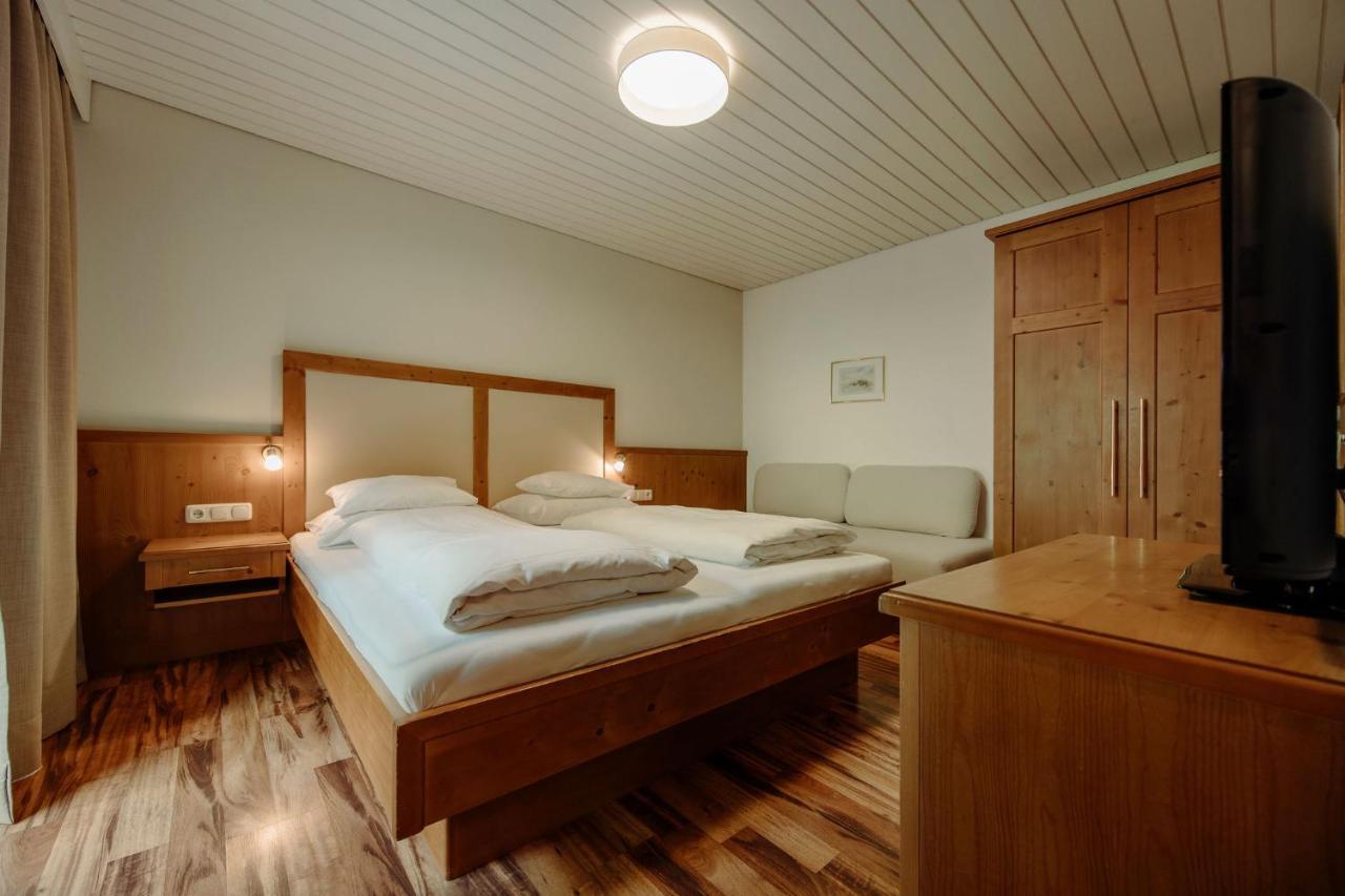 Theresi Appartements Saalbach-Hinterglemm Pokój zdjęcie