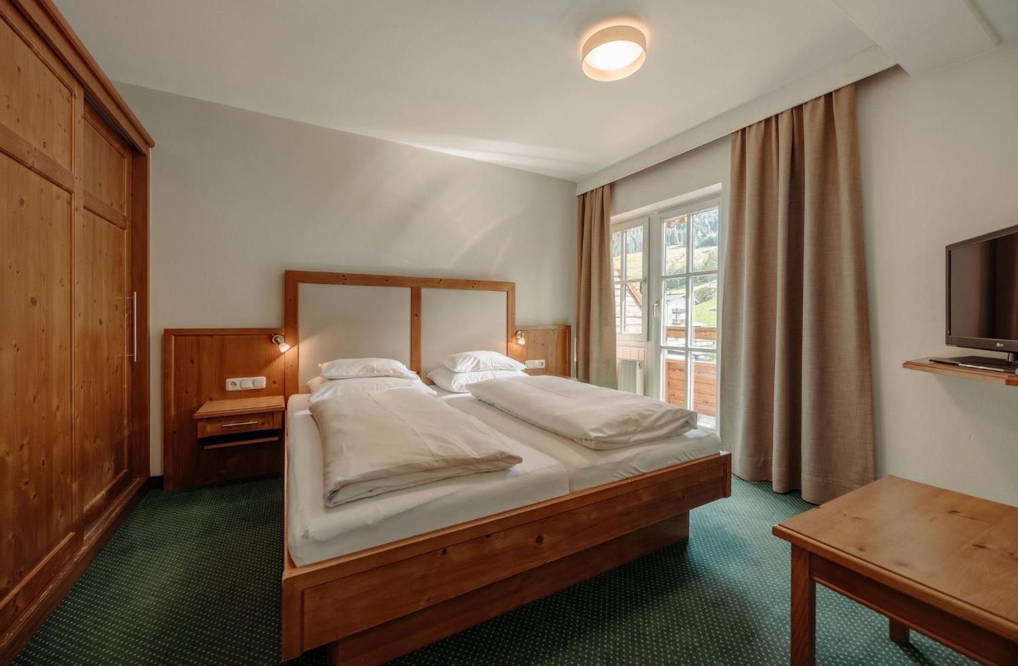Theresi Appartements Saalbach-Hinterglemm Pokój zdjęcie